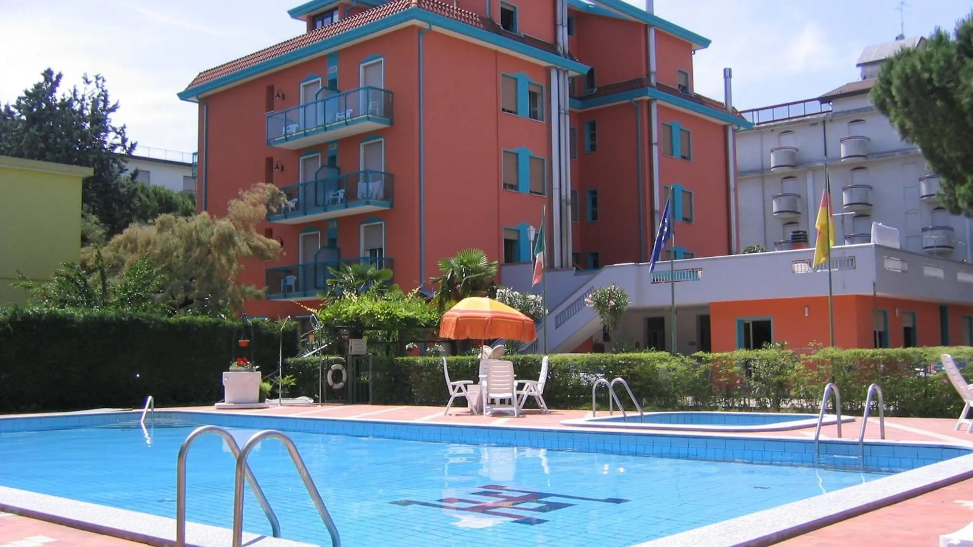 Hotel Altinate contacts
