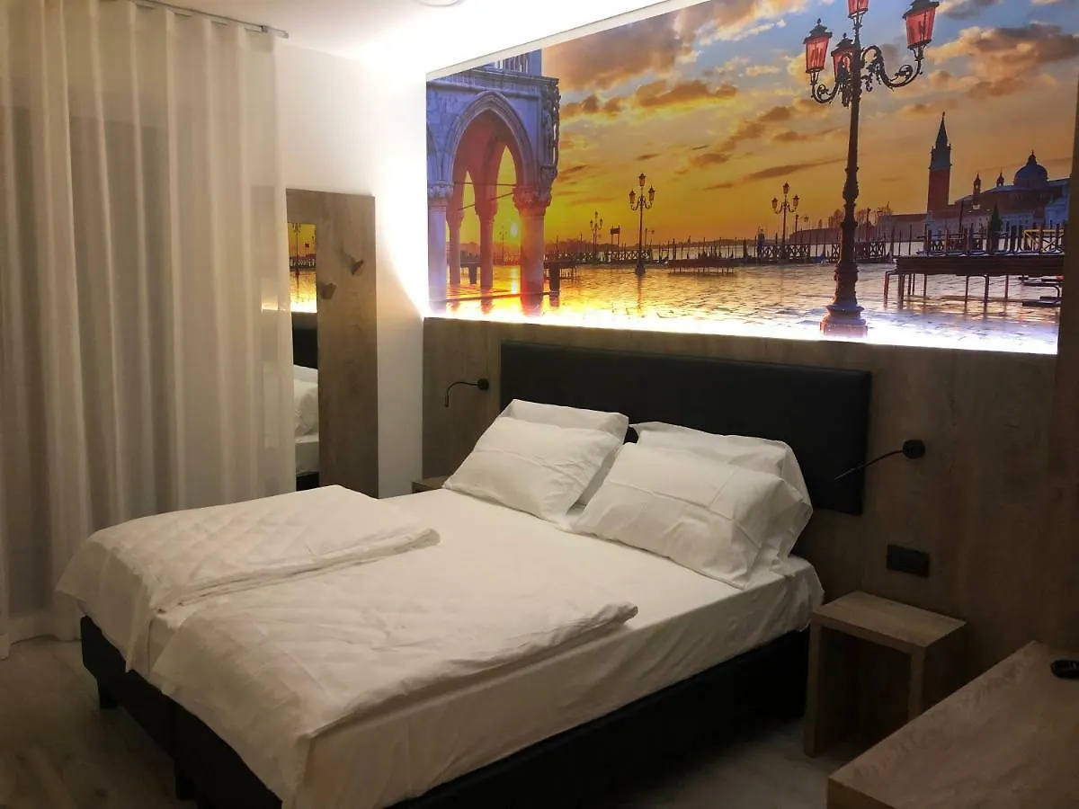 לידו די ג'סולו Hotel Altinate לידו די ג'סולו